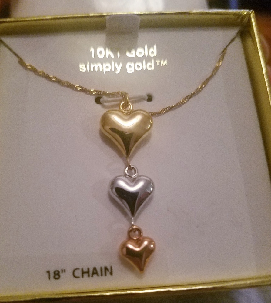 10kt gold heart pendant and necklace